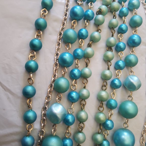 SALE   Vintage 5 Strand necklace - Picture 10 of 13
